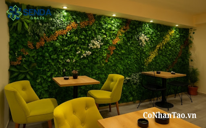 Thiết kế tường cỏ xanh ấn tượng cho khu check-in